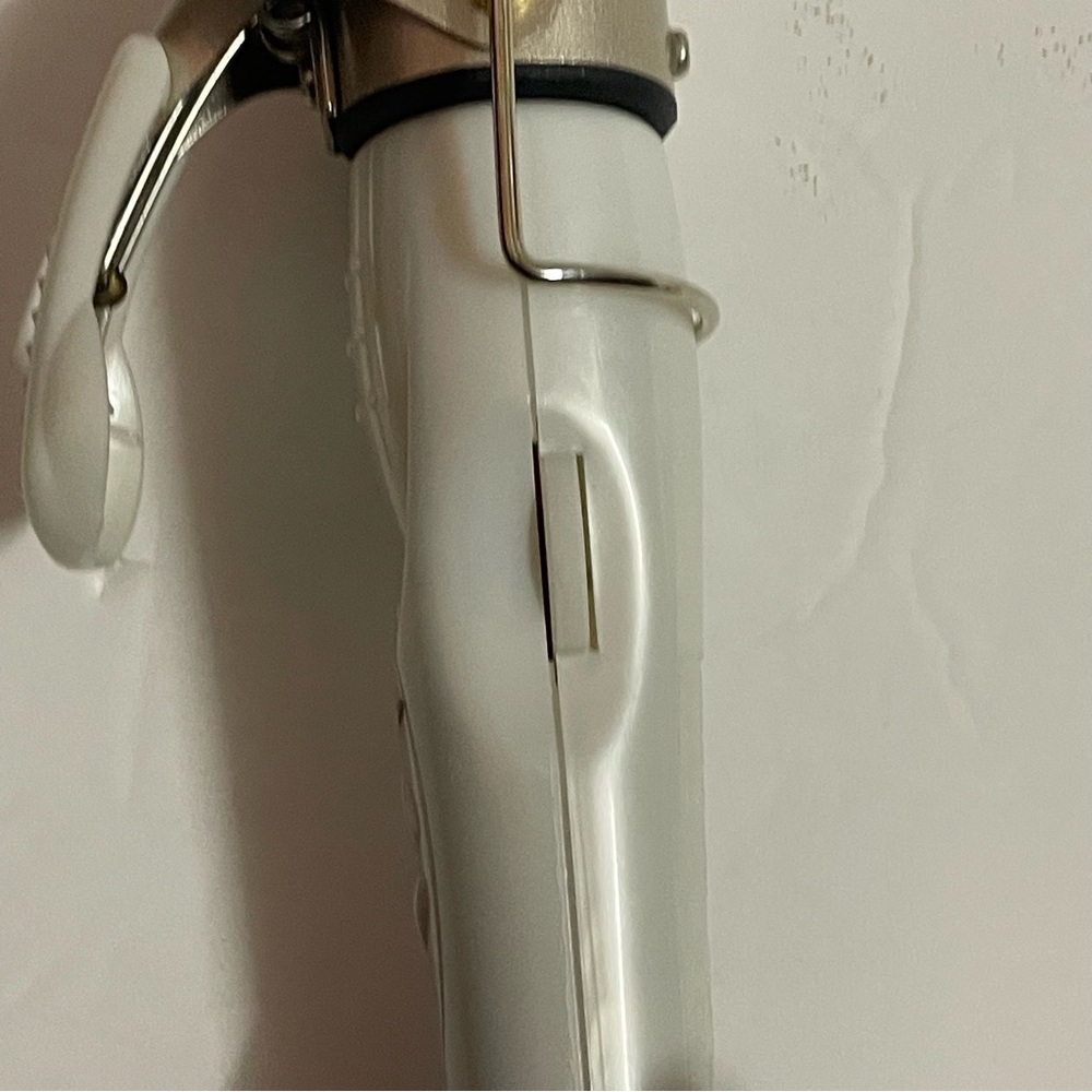 Revlon White Electric Curling Iron - Picture 6 of 7